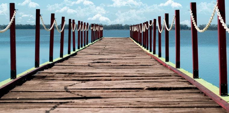 La costanera, las aves y los deportes náuticos completan la experiencia en este pueblo cercano a CABA. La costanera, las aves y los deportes náuticos completan la experiencia en este pueblo cercano a CABA.