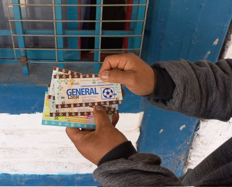 Las entradas para los locales ya están a la venta. Foto: Twitter: @MATIPASCUALETTI