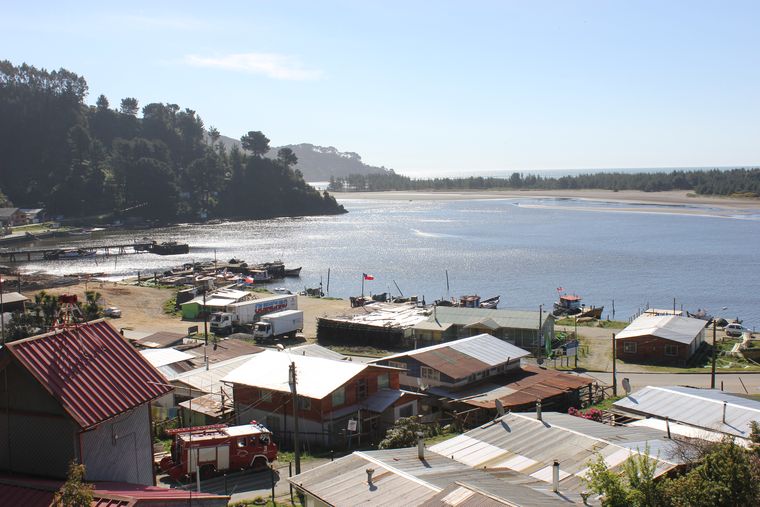 El entorno natural y la calma definen la experiencia en este pueblo del sur de Chile. El entorno natural y la calma definen la experiencia en este pueblo del sur de Chile.