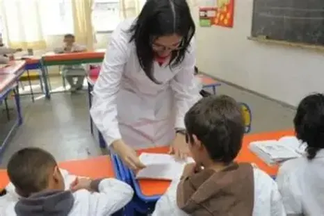 Hemos depositado en la escuela una expectativa casi mística. Hemos depositado en la escuela una expectativa casi mística.