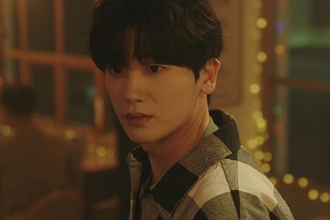 NETFLIX. Urgencias existenciales NETFLIX. Urgencias existenciales