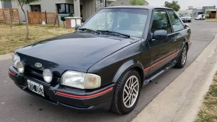 Ford Escort XR3
