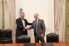 Rogelio Frigerio junto al titular de la Anses