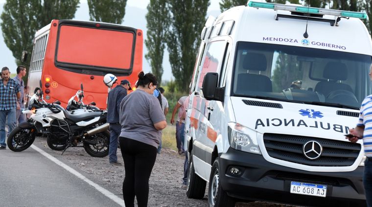El hombre iba en bicicleta cuando fue atropellado por una camioneta Foto: MDZ