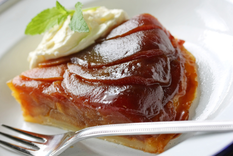 Para lucirte: receta de tarta de manzana invertida irresistible del verano.