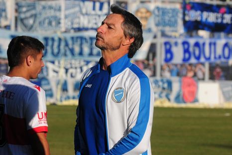 se tambalea el banco: mario toedtli con un pie afuera de godoy cruz se tambalea el banco: mario toedtli con un pie afuera de godoy cruz