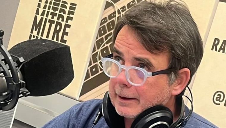 El comunicador sigue con la recuperación en su casa y con su familia. Foto: Instagram Gerardo Young