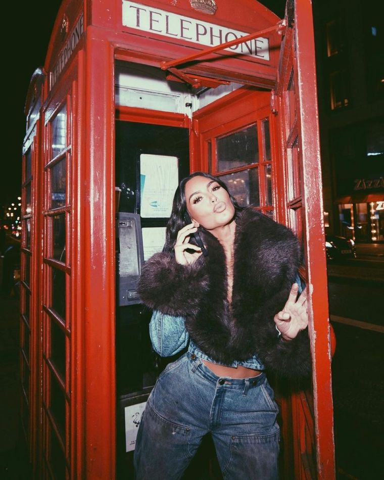 Kim Kardashian trae de vuelta las chaquetas más abrigadas y cool Foto: Instagram