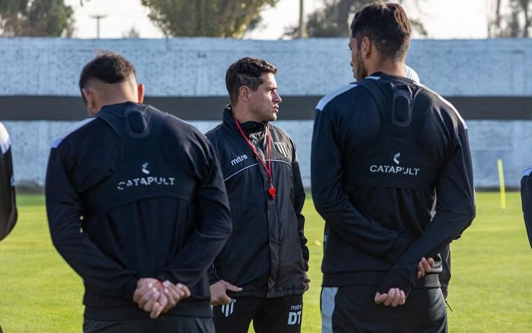 Ezequiel Medrán cambia de planes en Gimnasia.