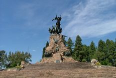 El Monumento al Ejército de Los Andes en el Cerro de la Gloria.