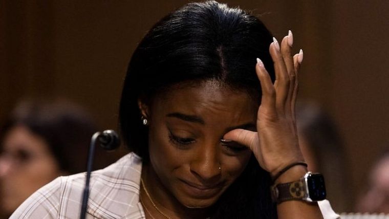 Foto: GRAEME JENNINGS-POOL/GETTY IMAGES. Biles, en su declaración al Senado.