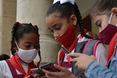 Por primera vez en casi tres décadas de evaluar la calidad de la educación en América Latina, la Unesco midió el desarrollo de habilidades socioemocionales. Foto: GETTY IMAGES