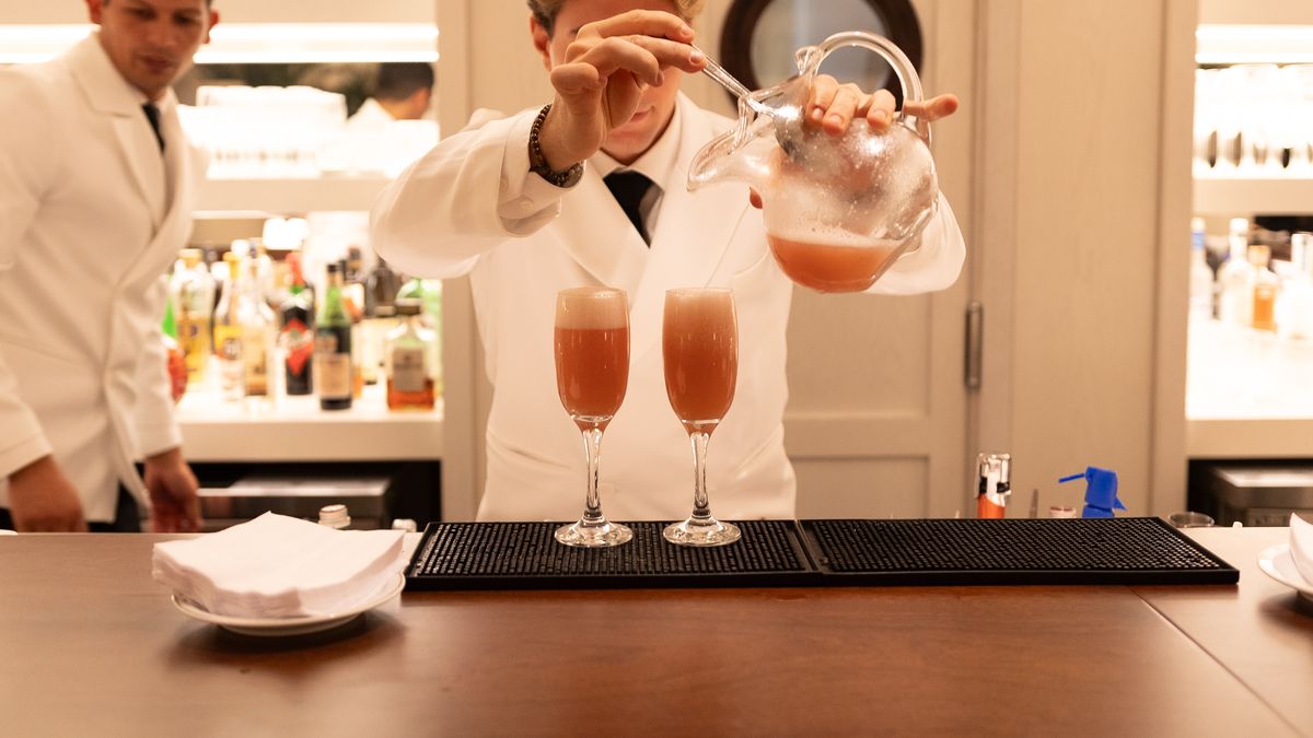 Paritaria gastronómicos: cuánto cobran en abril con aumento y cómo quedan los sueldos