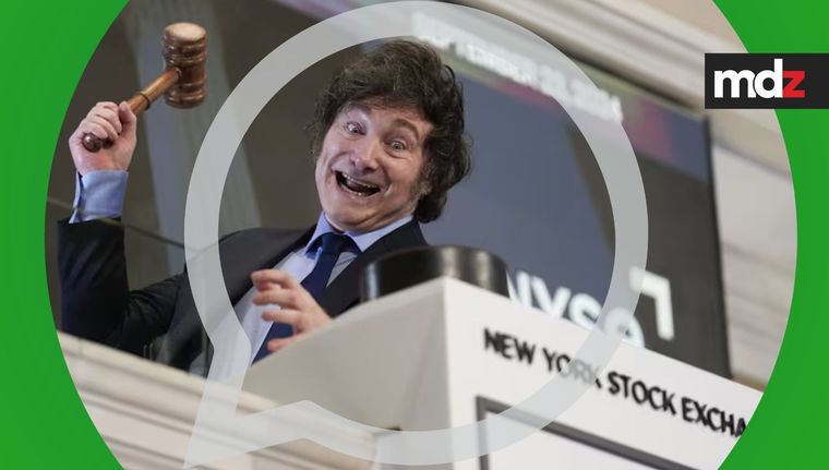 Javier Milei al tocar la campana en Wall Street.
