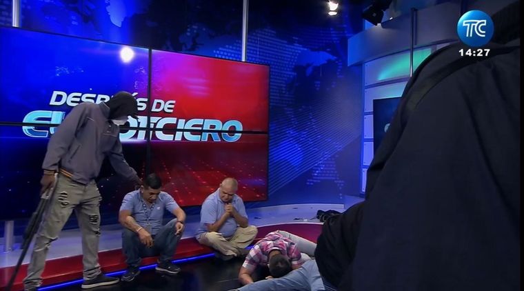 El momento de la toma de rehenes. Foto: Captura de pantalla transmisión canal TC