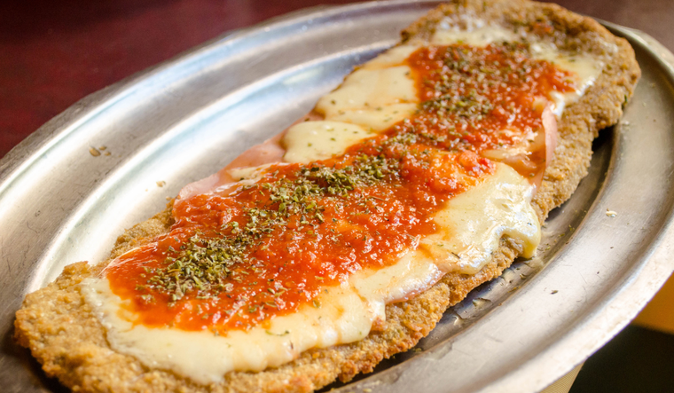 Milanesa a la napolitana: la fusión de sabores que debes probar Foto: Shutterstock