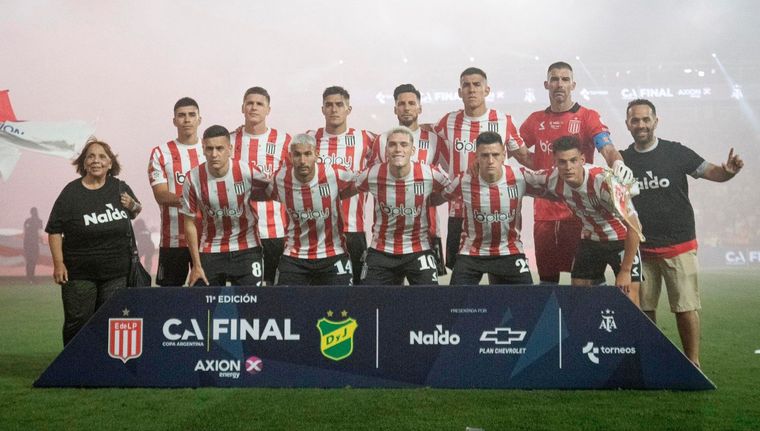 Estudiantes llegó a los 15 títulos en su rico palmarés. Foto: NA