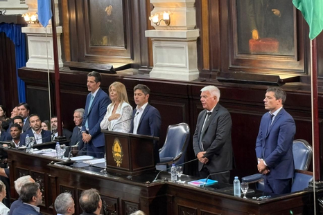 Apertura de sesiones ordinarias en PBA encabezadas por Axel Kicillof. Foto: José Luis Carut/MDZ. Apertura de sesiones ordinarias en PBA encabezadas por Axel Kicillof. Foto: José Luis Carut/MDZ.