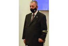el jefe de la policia de santa fe en la mira por corrupcion: pidio licencia