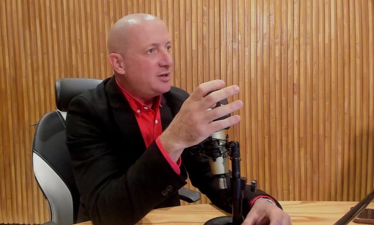 Daniel Adler, especialista en seguridad.  Daniel Adler, especialista en seguridad.