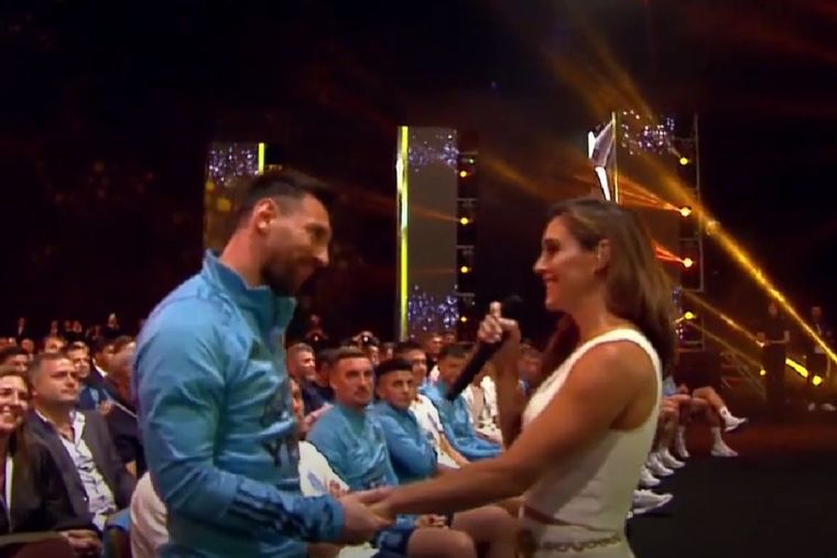 Messi, la Sole y un momento emocionante en el homenaje de la Selección argentina