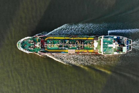 Los petroleros y buques de gas en todo el mundo han sido desviados de sus rutas habituales debido a los bloqueos en el estrecho de Ormuz desde principios de marzo (foto de archivo). Los petroleros y buques de gas en todo el mundo han sido desviados de sus rutas habituales debido a los bloqueos en el estrecho de Ormuz desde principios de marzo (foto de archivo).