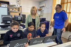 Con propuestas para todos los niveles, Las Heras apuesta a una educación inclusiva y moderna. Con propuestas para todos los niveles, Las Heras apuesta a una educación inclusiva y moderna.