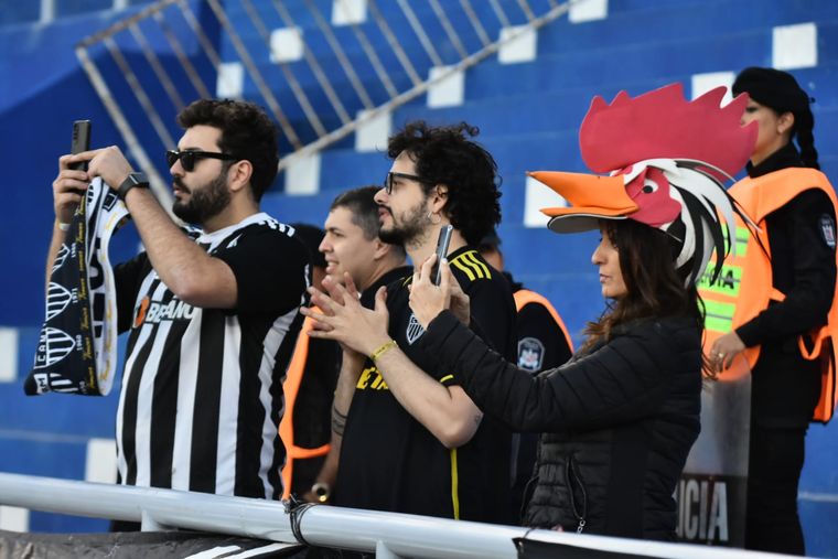 Presencia brasileña en la cancha de Godoy Cruz. Presencia brasileña en la cancha de Godoy Cruz.