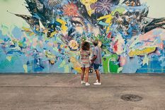 Wynwood Walls es uno de los atractivos más llamativos de Miami Foto: GMCVB
