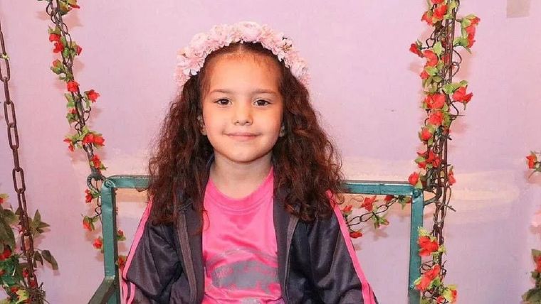 Una comisión de la ONU concluyó con fundamentos razonables que el ejército israelí mató a Hind Rajab, seis de sus familiares y dos paramédicos que intentaron rescatar a la niña. Foto: BBC