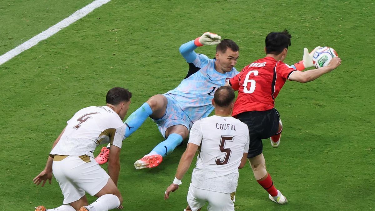 Corea del Sur lo dio vuelta y se impuso por 2-1 sobre Repúbl
