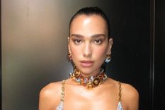 Además de la música, Dua Lipa también triunfa en el modelaje. Foto: Instagram