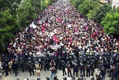 Protestas en Nepal, baneo de redes sociales y crisis política. Protestas en Nepal, baneo de redes sociales y crisis política.