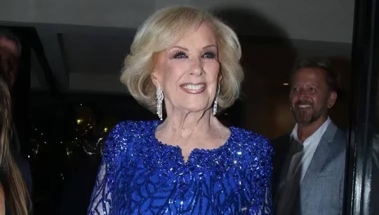 Mirtha Legrand recibió una maravillosa sorpresa en su cumpleaños.