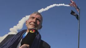 El impactante rastro de vapor de agua que Nelson Castro analizó en directo para Argentina. / Captura TN El impactante rastro de vapor de agua que Nelson Castro analizó en directo para Argentina. / Captura TN