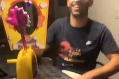 en casa no lo tratan muy bien: el tortazo que se comio mascherano en casa no lo tratan muy bien: el tortazo que se comio mascherano