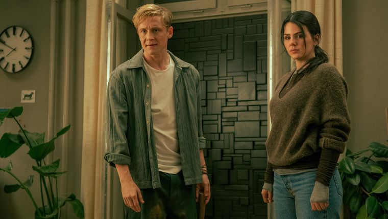 La película dura 1 hora y 39 minutos. La película dura 1 hora y 39 minutos. 