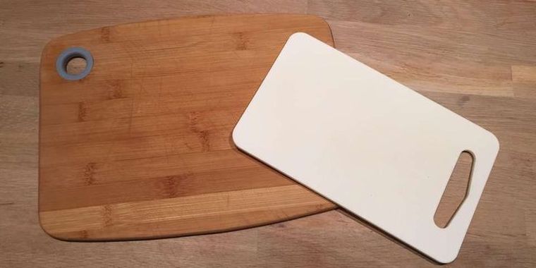 En la cocina no son perceptibles las bacterias. En la cocina no son perceptibles las bacterias.