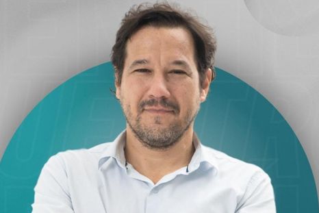 Eduardo Preve, el periodista uruguayo, filtraría los audios de Karina Milei a las 9.30. Eduardo Preve, el periodista uruguayo, filtraría los audios de Karina Milei a las 9.30.