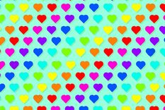 desafio visual: ¿puedes encontrar cinco flores entre los corazones?