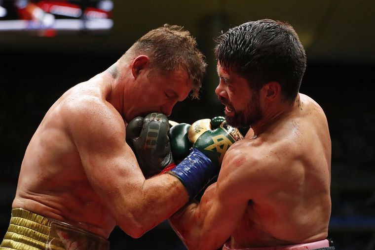 Canelo venció por puntos a Ryder. Foto: EFE