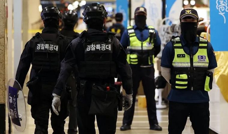 La Policía surcoreana investiga a su presidente. Foto: Efe.