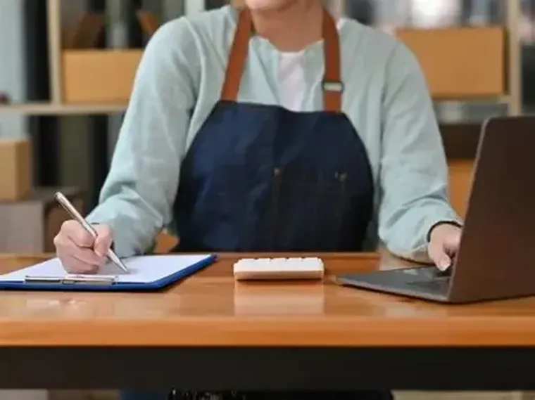 Una ON es deuda que la empresa emite en el mercado para conseguir fondos de inversores. Una ON es deuda que la empresa emite en el mercado para conseguir fondos de inversores.