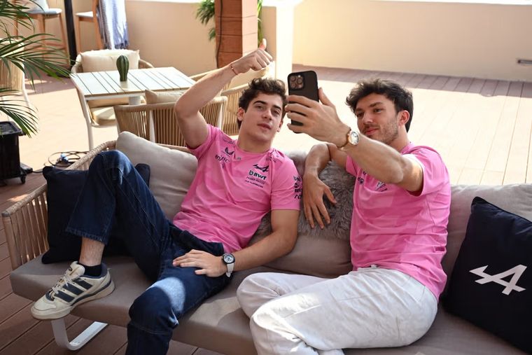Franco Colapinto y Pierre Gasly descansan tras una temporada intensa.&nbsp;
