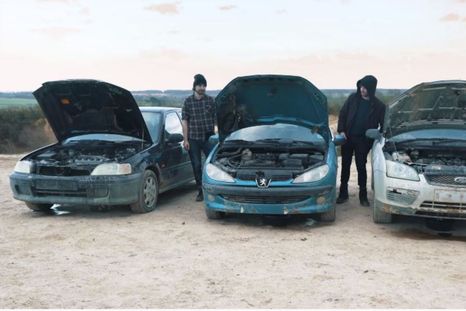 Peugeot 206 VS. FORD FOCUS VS. HONDA CIVIC Un desafío impresionante le dio la victoria a uno de estos tres modelos, aunque claramente quedaron fundidos.