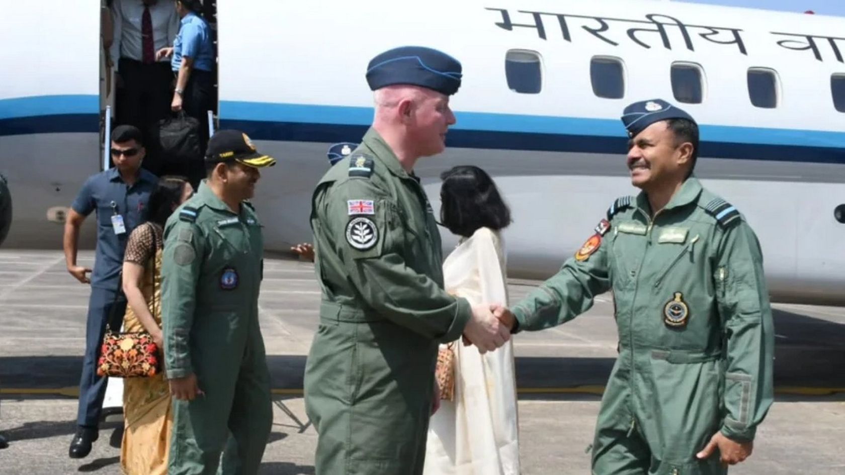 El jefe de la Fuerza Aérea británica ratificó que la defensa de Malvinas es “innegociable”.