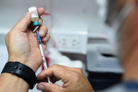 Argentina investiga una presunta trama que robaba medicamentos de hospitales para usarlos en fiestas. Argentina investiga una presunta trama que robaba medicamentos de hospitales para usarlos en fiestas.