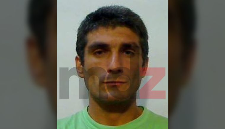 Carlos Zalazar Ábalos, el hombre de 44 años que es intensamente buscado por el caso de femicidio transversal.