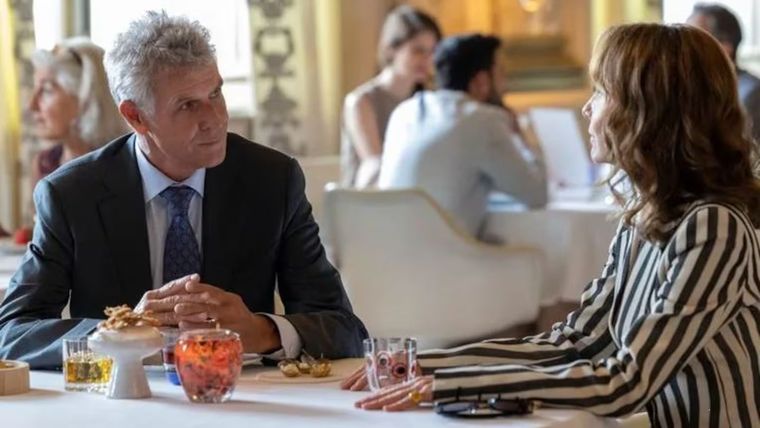 El intérprete Pierre Deny falleció a los 69 años debido a un cuadro severo y repentino de ELA. El intérprete Pierre Deny falleció a los 69 años debido a un cuadro severo y repentino de ELA.
