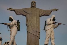 Brasil llegó a tener una tasa de contagios que era 7 veces la de India. Foto: GETTY IMAGES